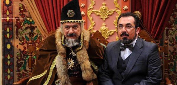 عکس برزو ارجمند در قهوه تلخ