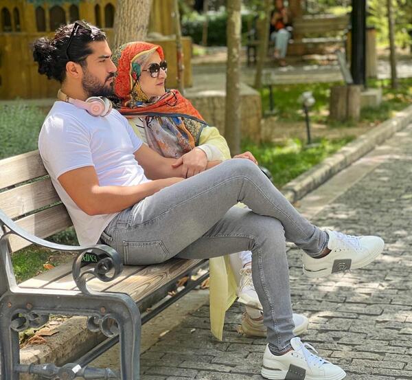 عکس زن سینا مهراد