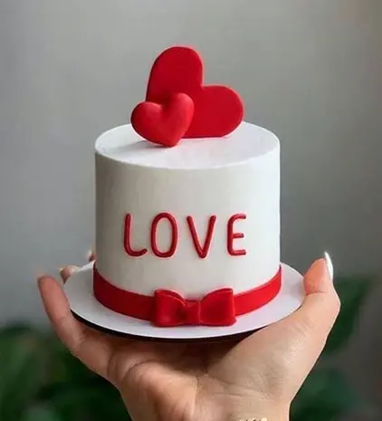 عکس کیک ولنتاین لاکچری