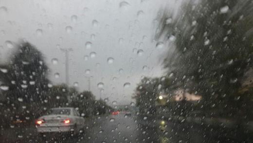 عکس باران باریدن