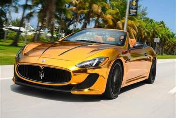 عکس ماشین لامبورگینی روکش طلا