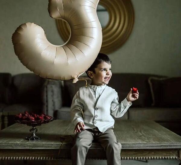 عکس احمد مهران فر تنها