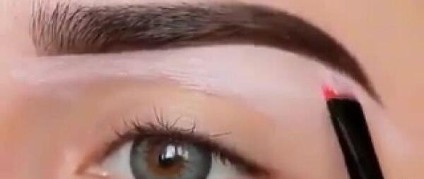 عکس کریشی چشم ابرو