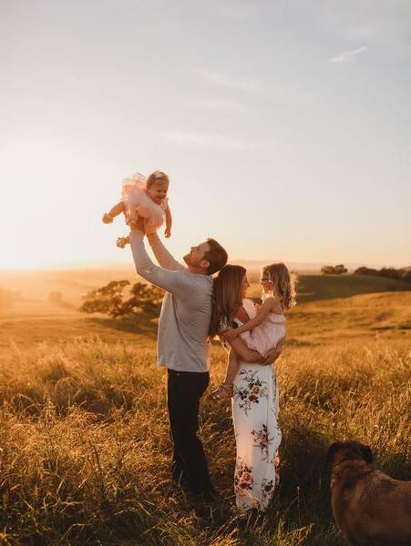 عکس چهار نفره برای پروفایل