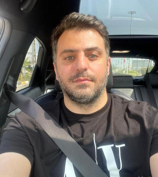 عکس غمگین علی ضیا