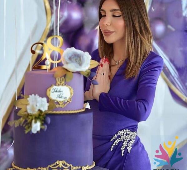عکس جشن تولد دختر 15 ساله