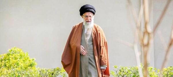 عکس آقای خامنه ای