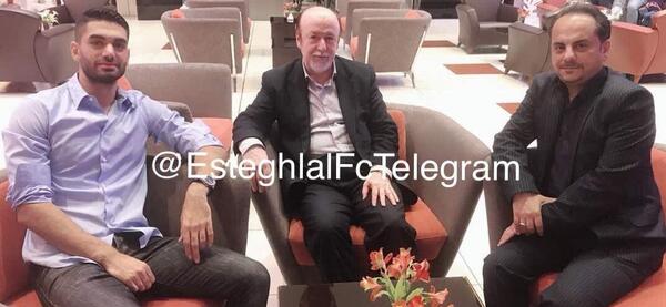 عکس قرارداد علی کریمی با استقلال