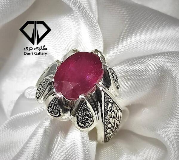 عکس انگشتر مردانه یاقوت سرخ
