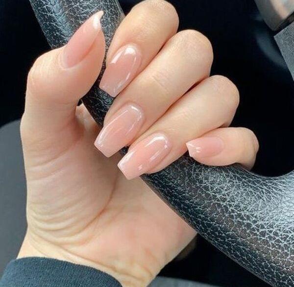 عکس کاشت ناخن کارمندی