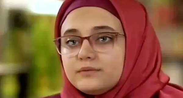 عکس چهره مومو