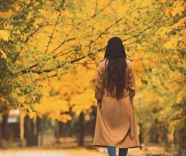 عکس دختر پاییزی از پشت سر برای کیک