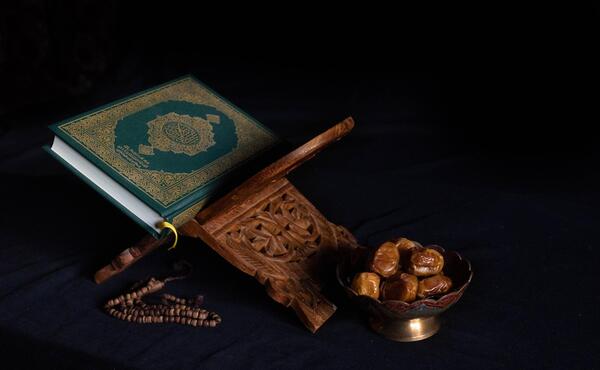 عکس قرآن چوبی