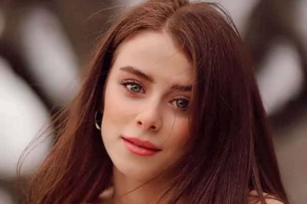 عکس زن یاماچ در گودال