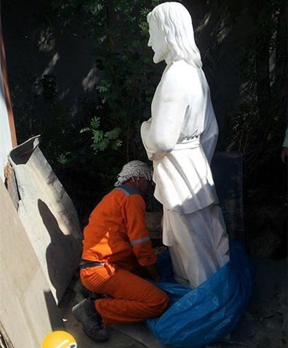 عکس مجسمه ی حافظ