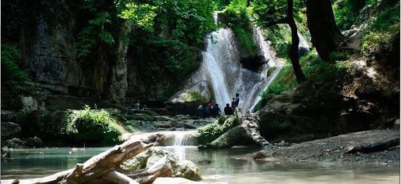 عکس طبیعت زیبای گلستان