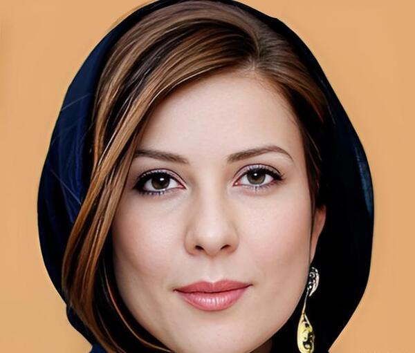 سارا بهرامی در پروانه عکس