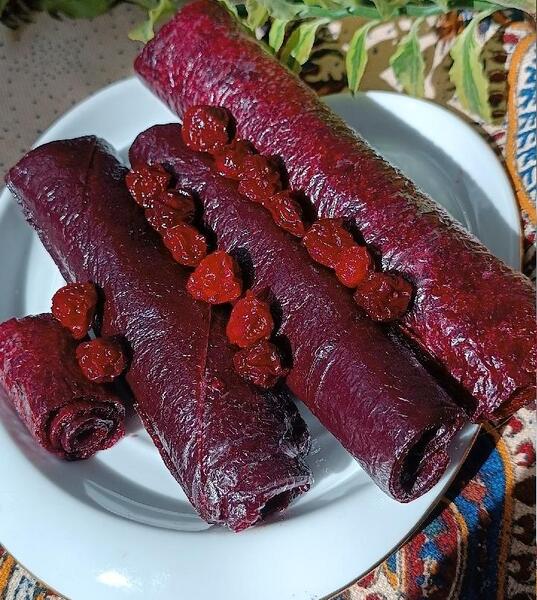عکس از لواشک آلبالو