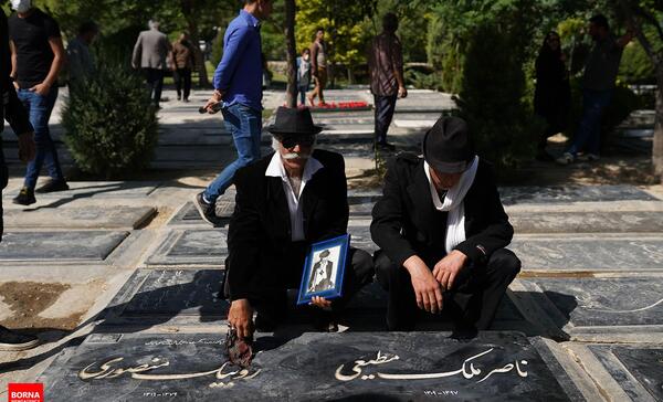 عکس مراسم خاکسپاری محمدعلی کشاورز