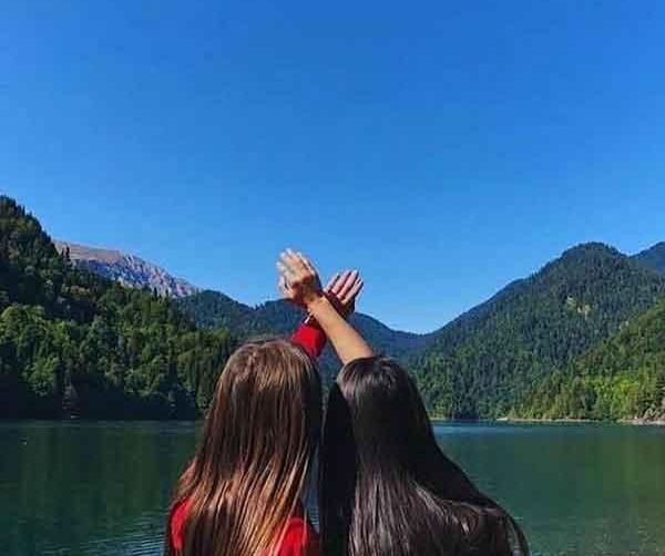 ژست عکس فیک دخترونه