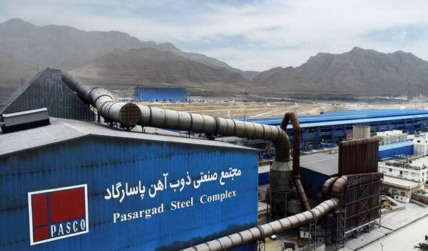 عکس حسن مطهری ذوب آهن پاسارگاد