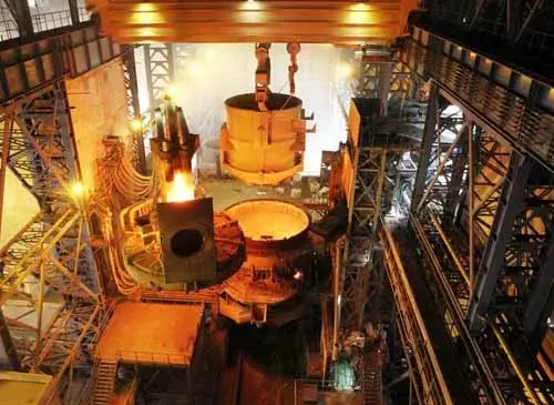 عکس حسن مطهری ذوب آهن پاسارگاد