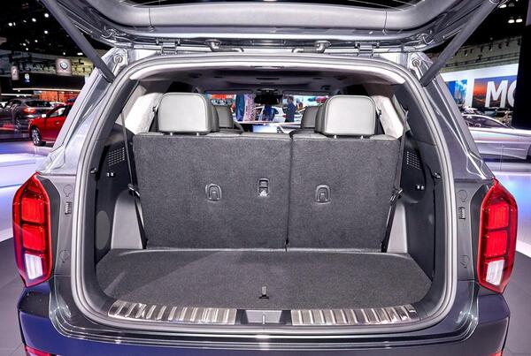 عکس هیوندای شاسی بلند