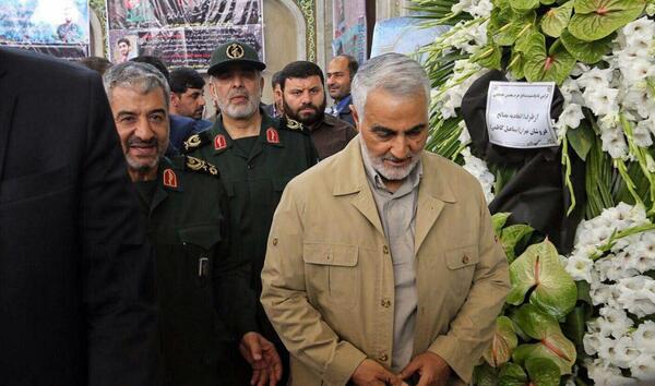 عکس محسن حججی با سردار سلیمانی
