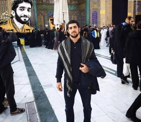 عکس رهبر روی پیراهن کشتی گیر اوکراینی