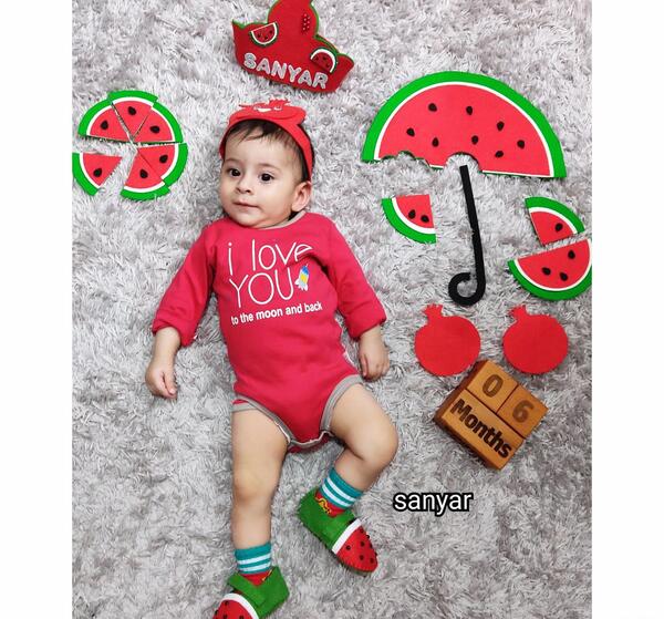 عکس ایده عکس شب یلدا نوزادی