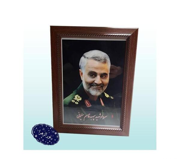 قاب عکس حاج قاسم سلیمانی