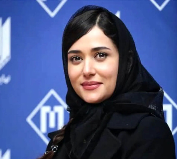 عکس سگ پریناز ایزدیار