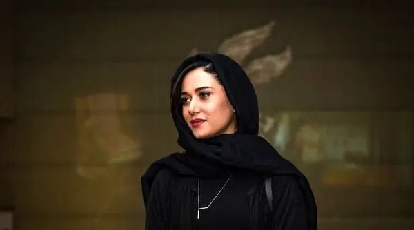 عکس سگ پریناز ایزدیار