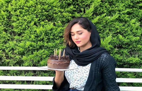 عکس سگ پریناز ایزدیار