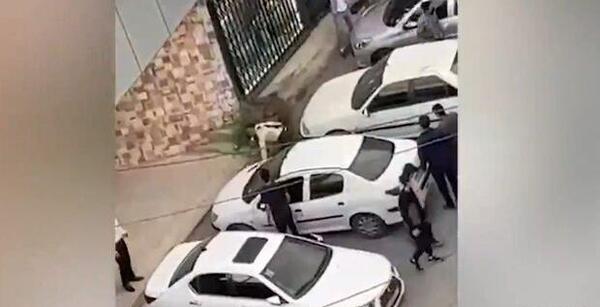 عکس چاقو خوردن دست