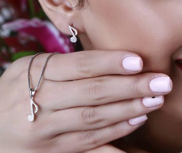 عکس نیم ست دخترانه بدلیجات