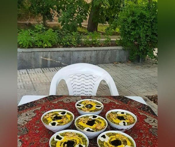عکس از آش رشته نذری