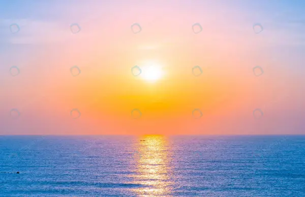 عکس دریا طلوع