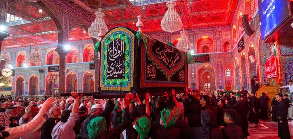 عکس حرم امام حسین سیاه پوش