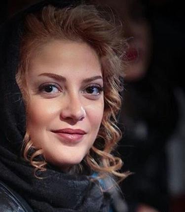 عکس الناز شاکردوست با موی فر