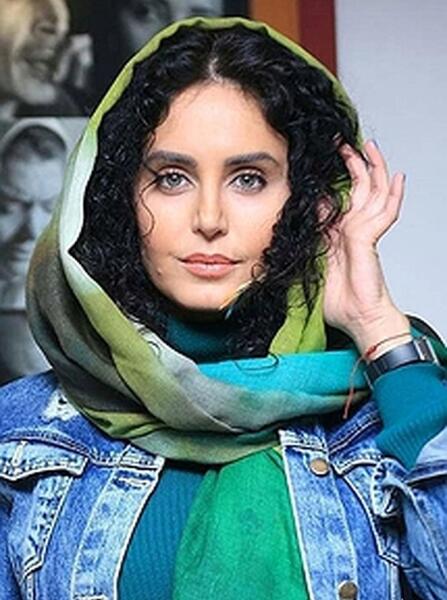 عکس الناز شاکردوست با موی فر