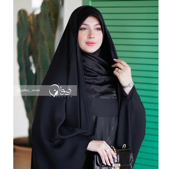 عکس روسری سیاه
