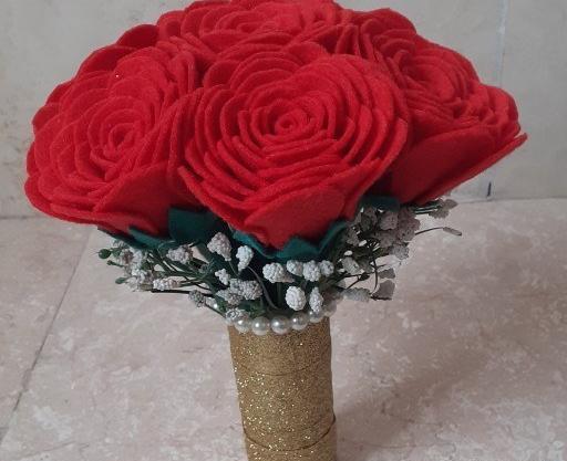 عکس دسته گل نمدی