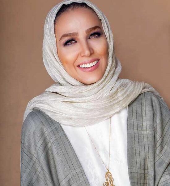 عکس با حجاب ترین بازیگر ایران