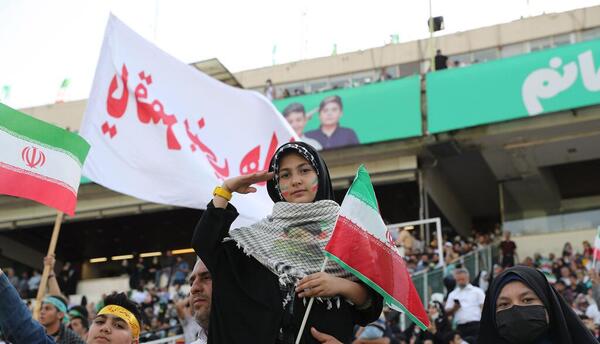 عکس ورزشگاه آزادی سلام فرمانده