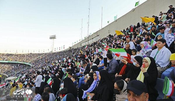 عکس ورزشگاه آزادی سلام فرمانده