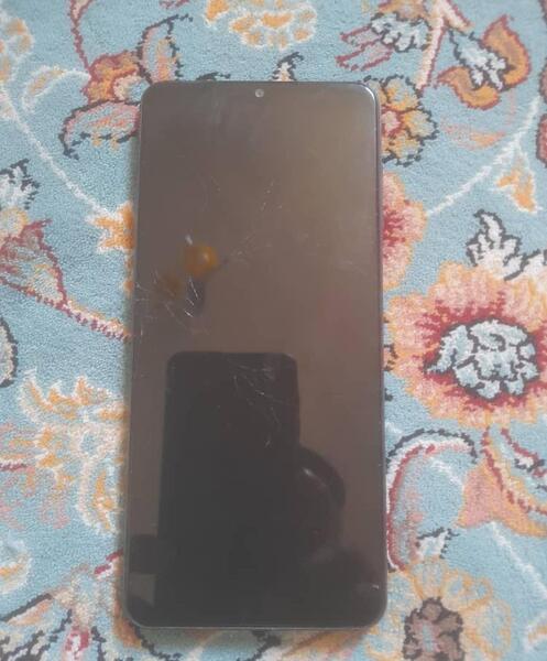عکس گوشی a12 شکسته