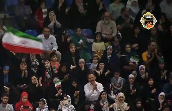 عکس ورزشگاه مشهد