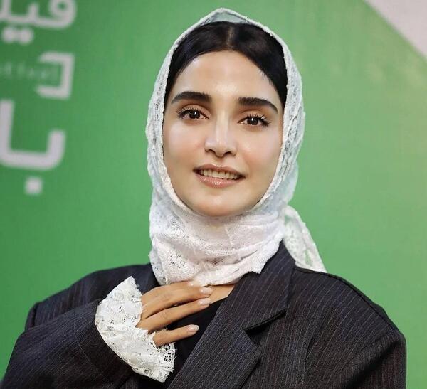 عکس پرحاشیه سلبریتی هایی که پخش شده