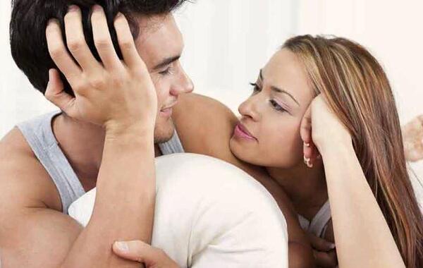 عکس رمانتیک لب دادن